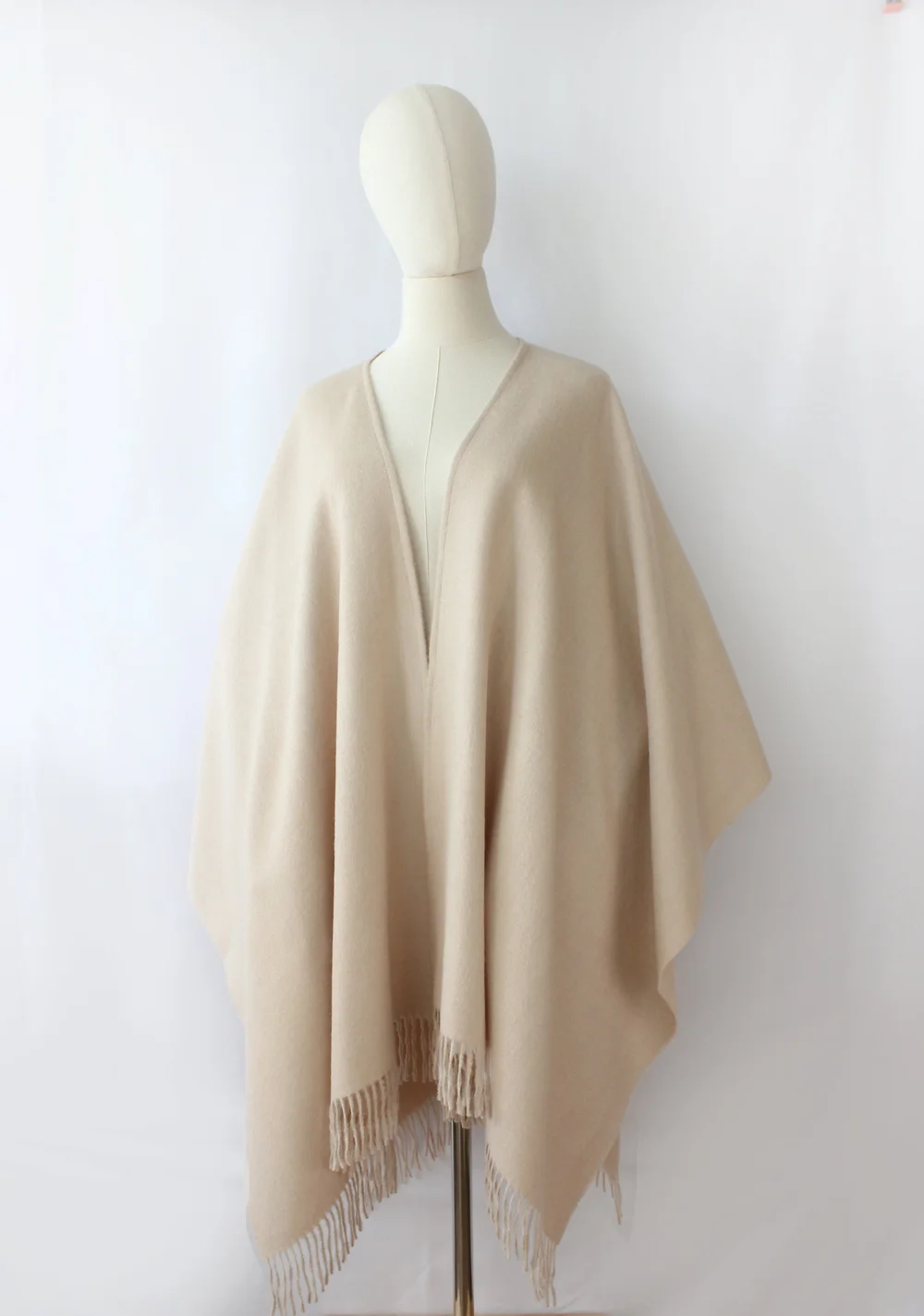 Classic Poncho — Quri Andino
